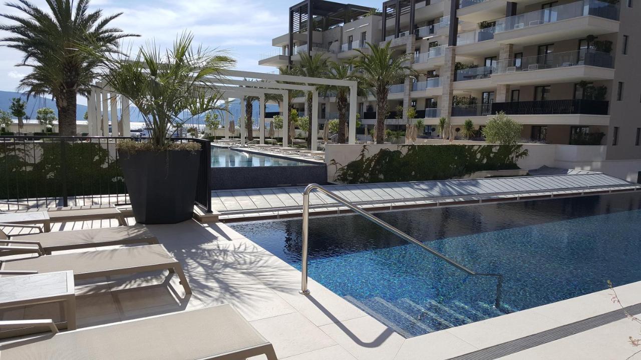 Porto Montenegro Luxurious Elena ティヴァト エクステリア 写真